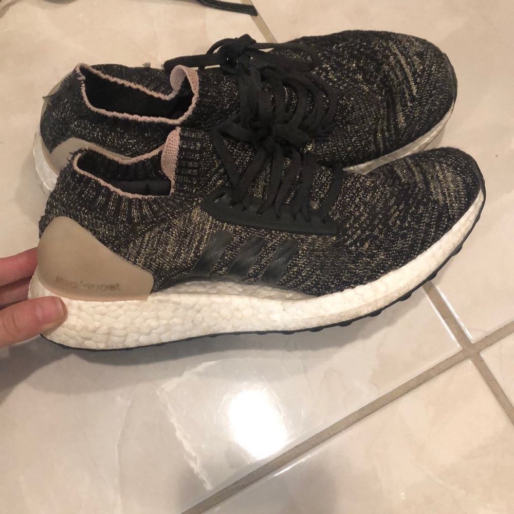 Ultra boost tennis shoes